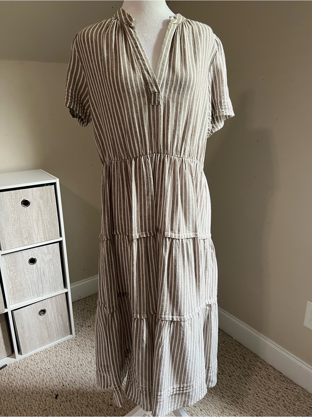 Cynthia Rowley Beige Tiered Midi Dress